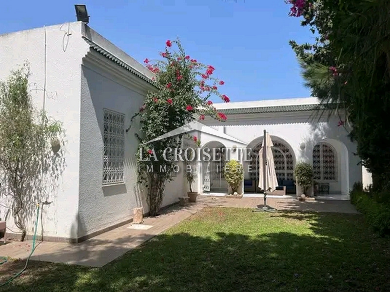 Luxury Ground Floor Villa S+3 in Gammarth: A Haven of Opulence in the Heart of the City