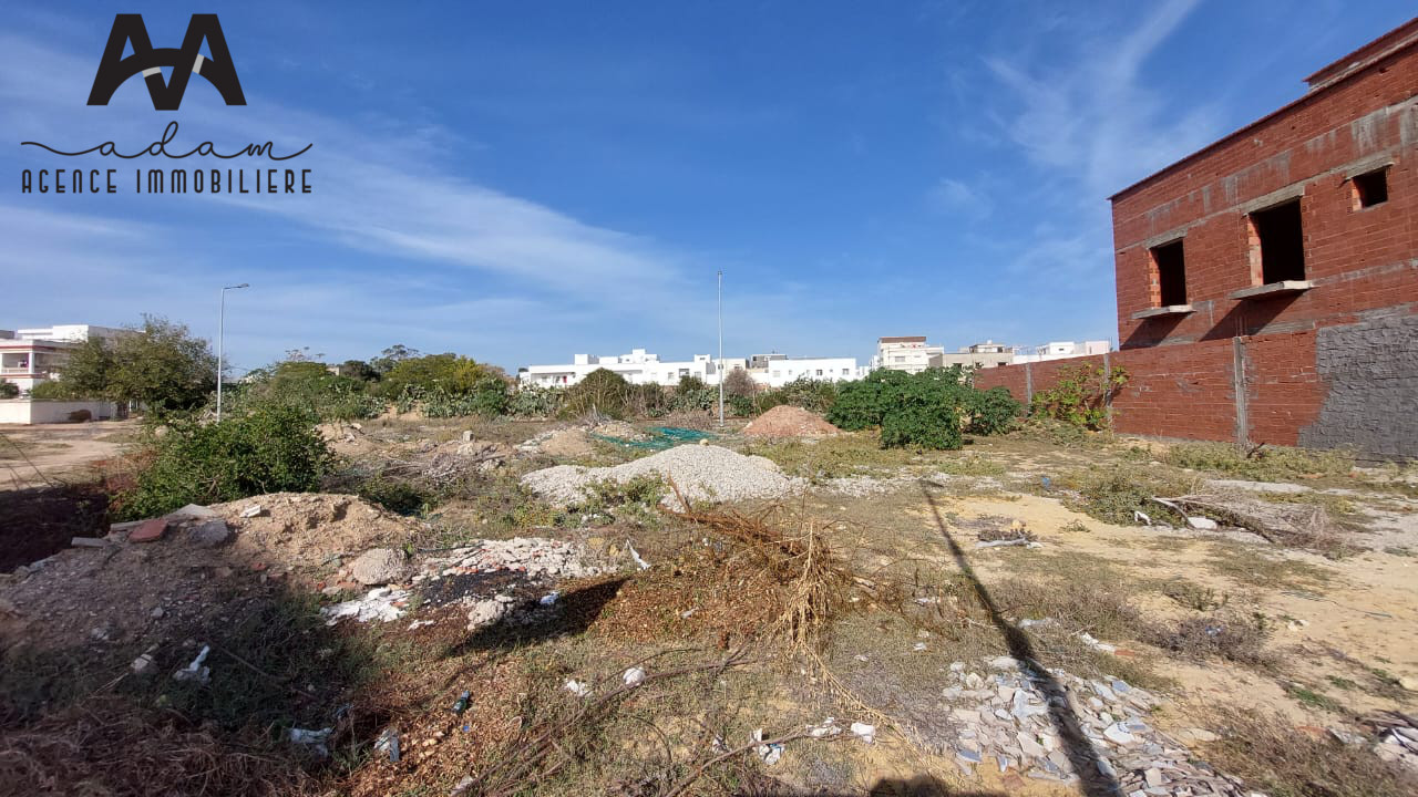 Terrain d'habitation de 351m² à Neapolis, Nabeul
