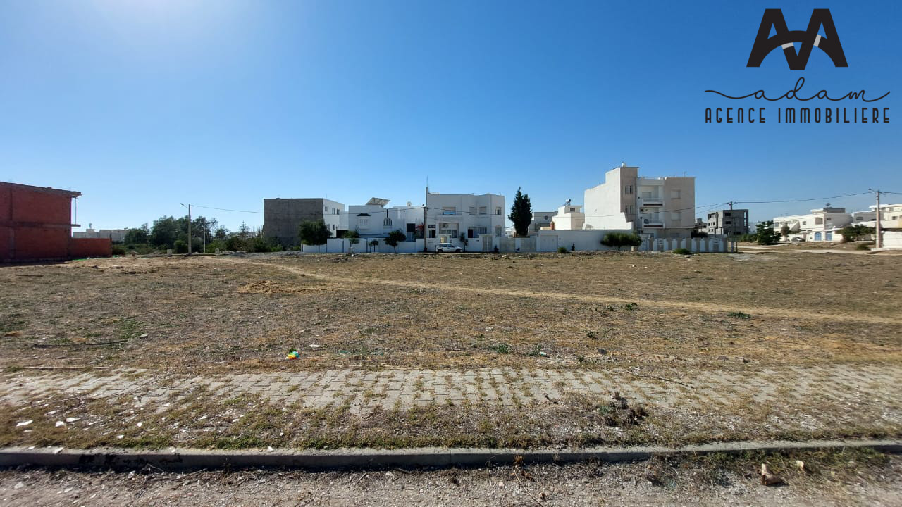 Terrain d'habitation viabilisé de 314m² à Cité Mora, Nabeul
