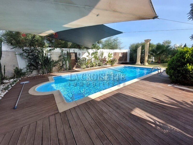 Luxury Ground Floor Apartment for Rent in Gammarth: Comfort and Style