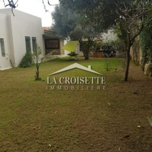 Villa S6 meublée avec piscine à La Soukra