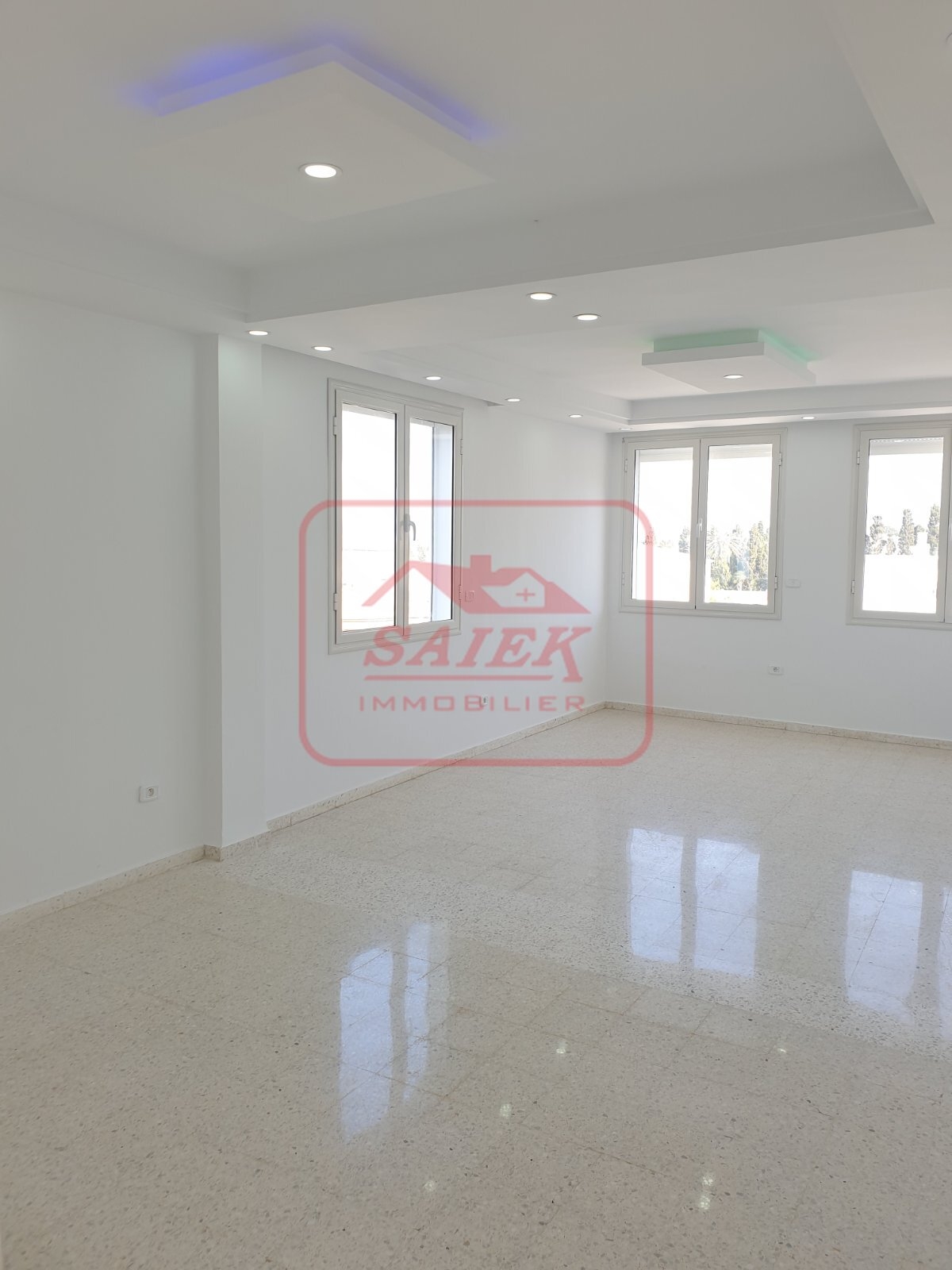 Luxury Villa Floor for Rent in La Corniche, Bizerte: Elegance and Comfort