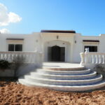 Photo-1 : Villa meublée s+2 au bord de la route à Tezdaine Djerba Midoun