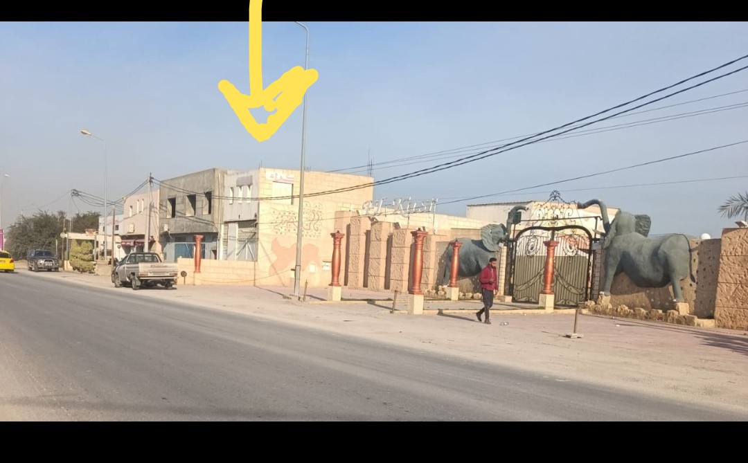 Local de 200 m² à Ben Arous – Chebedda