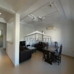 Étage de villa S+3 meublé à La Marsa