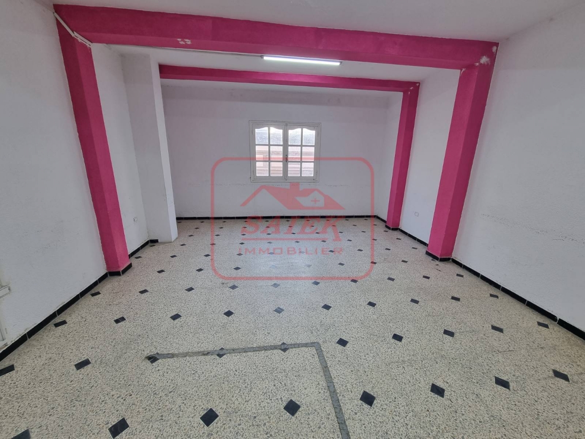 Administrative, Office, and Commercial Apartment in the Heart of Bizerte City