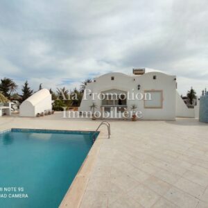 Beau studio avec piscine pour les vacances à Djerba