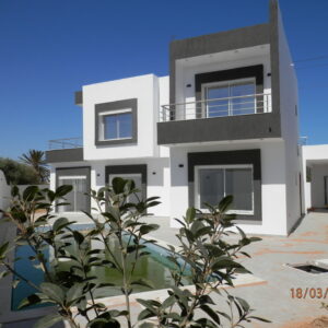 Villa avec piscine privée et grand terrain à Midoun