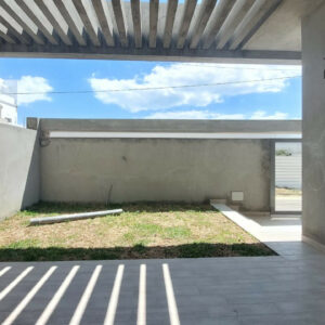 Villa S+3 avec jardin à Maamoura