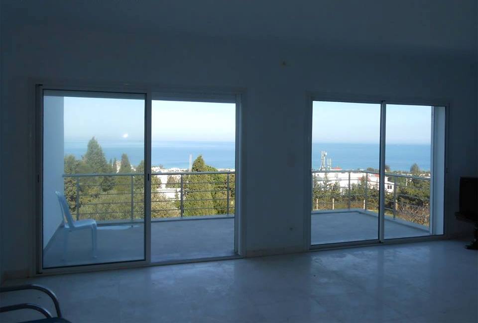 3 Appartements à Corniche vue sur mer