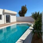 Photo-8 : Villa moderne, ensoleillée avec piscine et grand Terrain