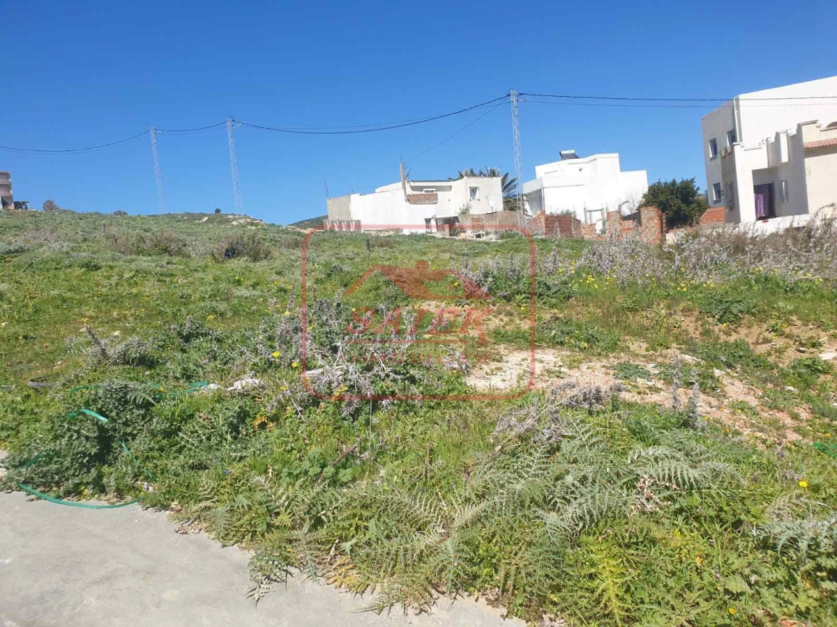 Terrain à Ain Mariem Avec Vue Sur Mer