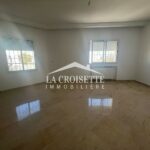 Photo-1 : Villa S+4 avec piscine à Gammarth