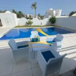 Photo-1 : Superbe villa avec piscine à la zone touristique Djerba