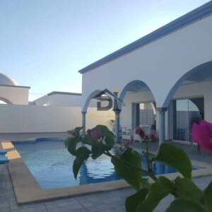 VILLA avec piscine plein pied à DJERBA MIDOUN