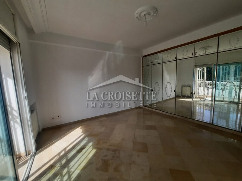 Duplex S+4 avec jardin à Ain Zaghouan