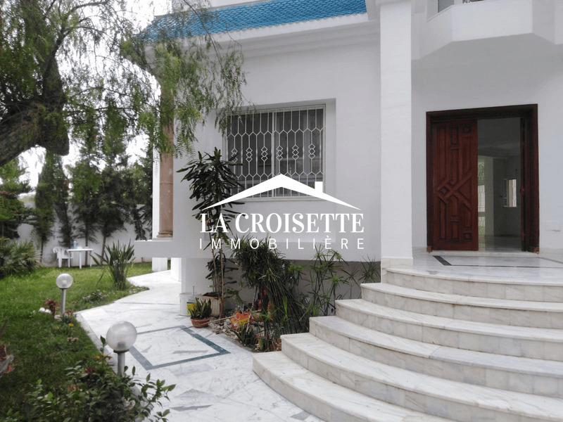 Villa S+11 aux berges du lac 1
