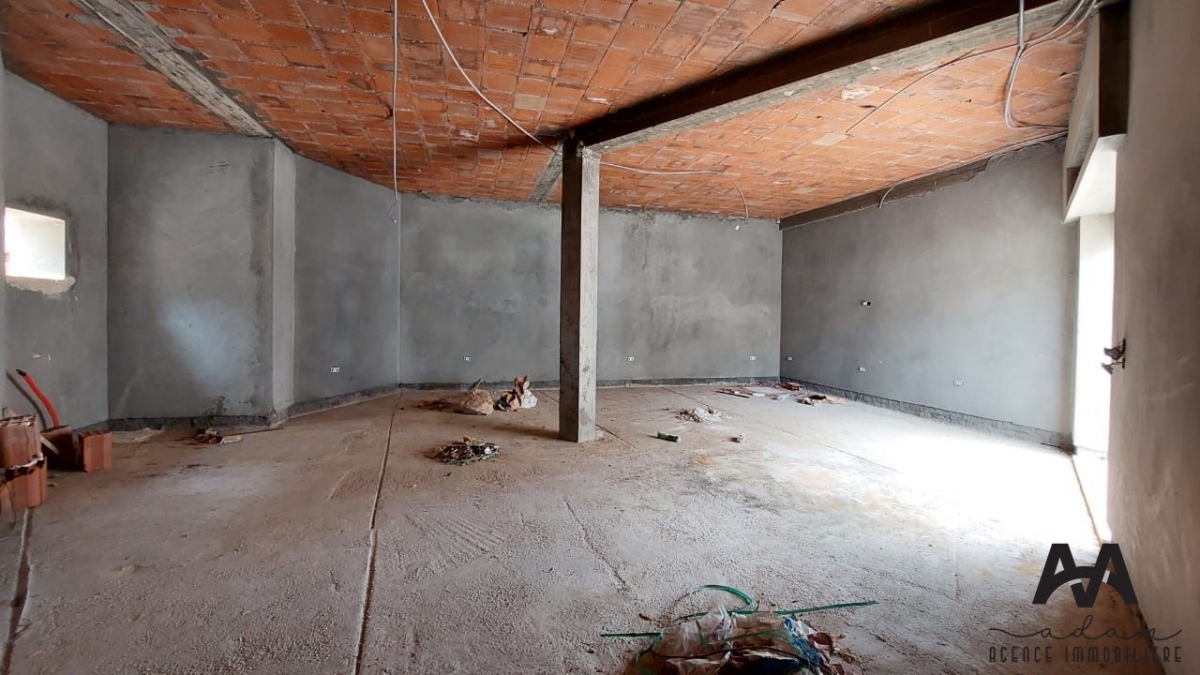 Local Commercial de 95m² à Nabeul