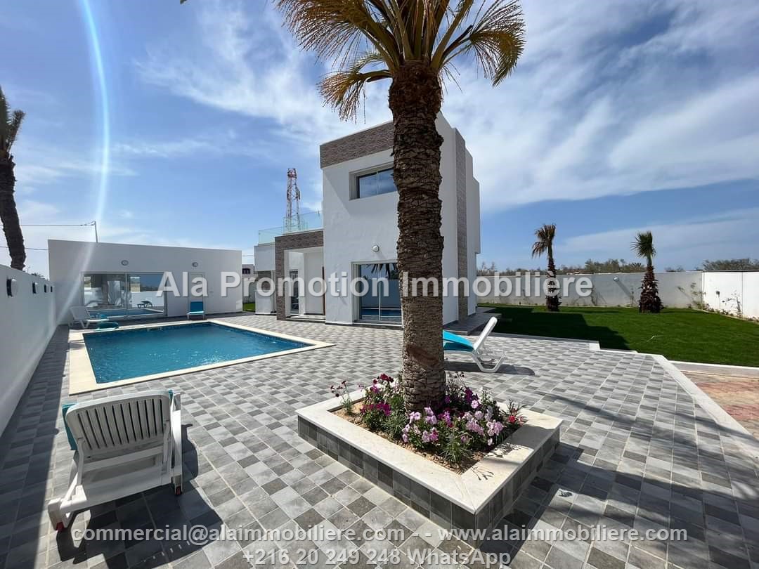 Stunning Villa with Pool in Djerba