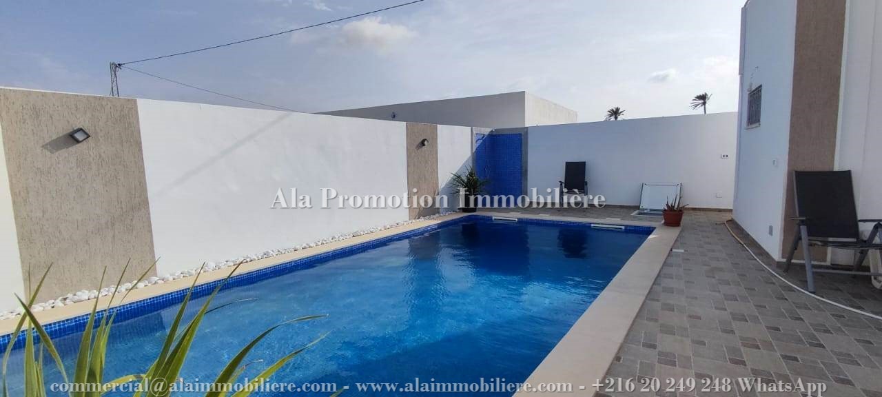 Stunning Villa with Pool in Djerba