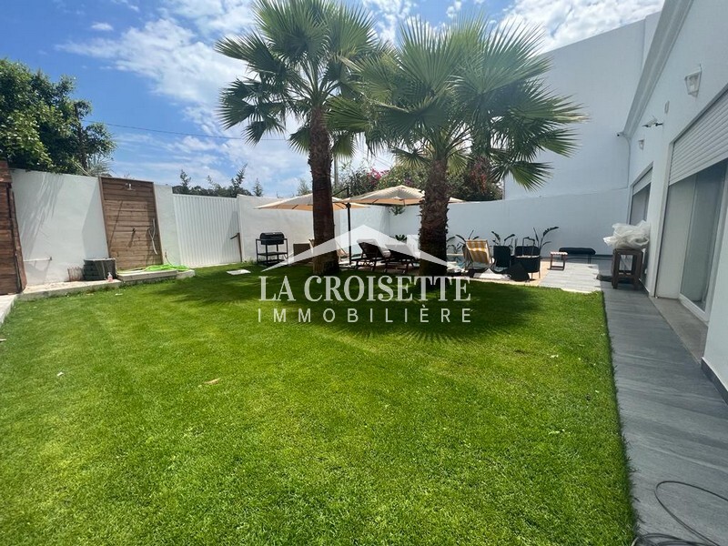 Duplex S+3 avec jardin à la Marsa.