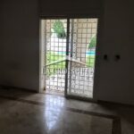 Photo-1 : Villa S+5 avec piscine à la Marsa