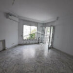 Photo-2 : Appartement S+4 avec un grand jardin à Ain Zaghouan Nord