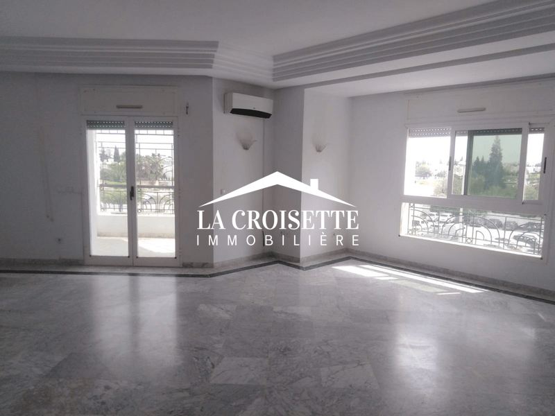 Appartement S+4 aux berges du lac 1