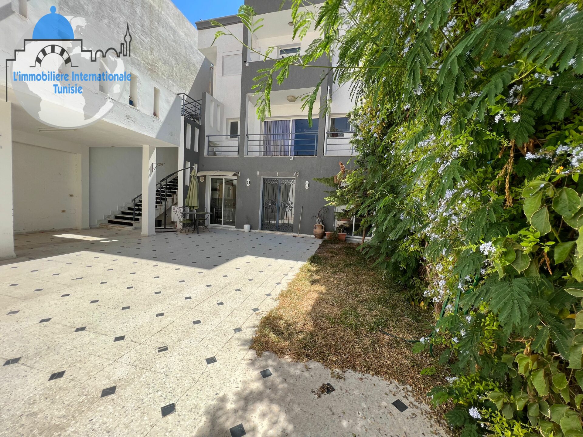 Merveilleuse Villa à Khzema OUEST