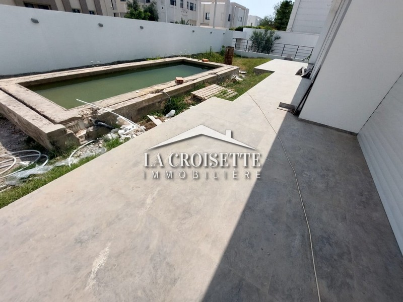 Duplex S+4 avec piscine aux berges du lac 2
