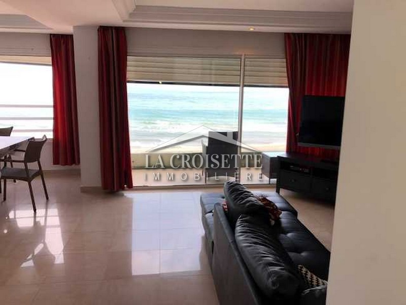 Appartement S+3 meublé pieds dans l'eau à la Marsa