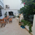 Rez de chaussée S+3 avec jardin à la Marsa
