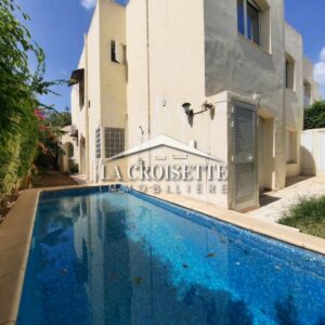 Villa S+3 avec piscine à la Marsa