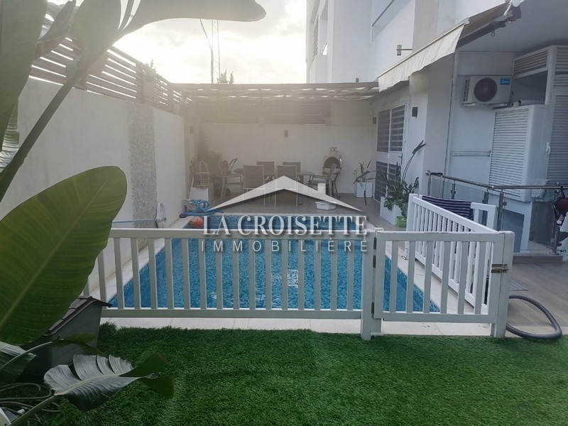Rez de chaussée S+3 avec piscine à la Soukra
