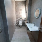 Photo-6 : Villa S+5 avec piscine à la Soukra