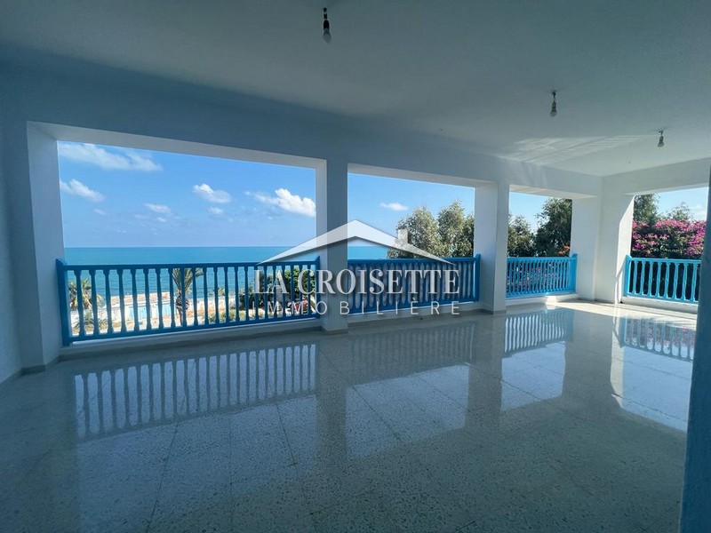 Luxury Villa S+4 with Sea View and Pool in Gammarth: A Dream Come True