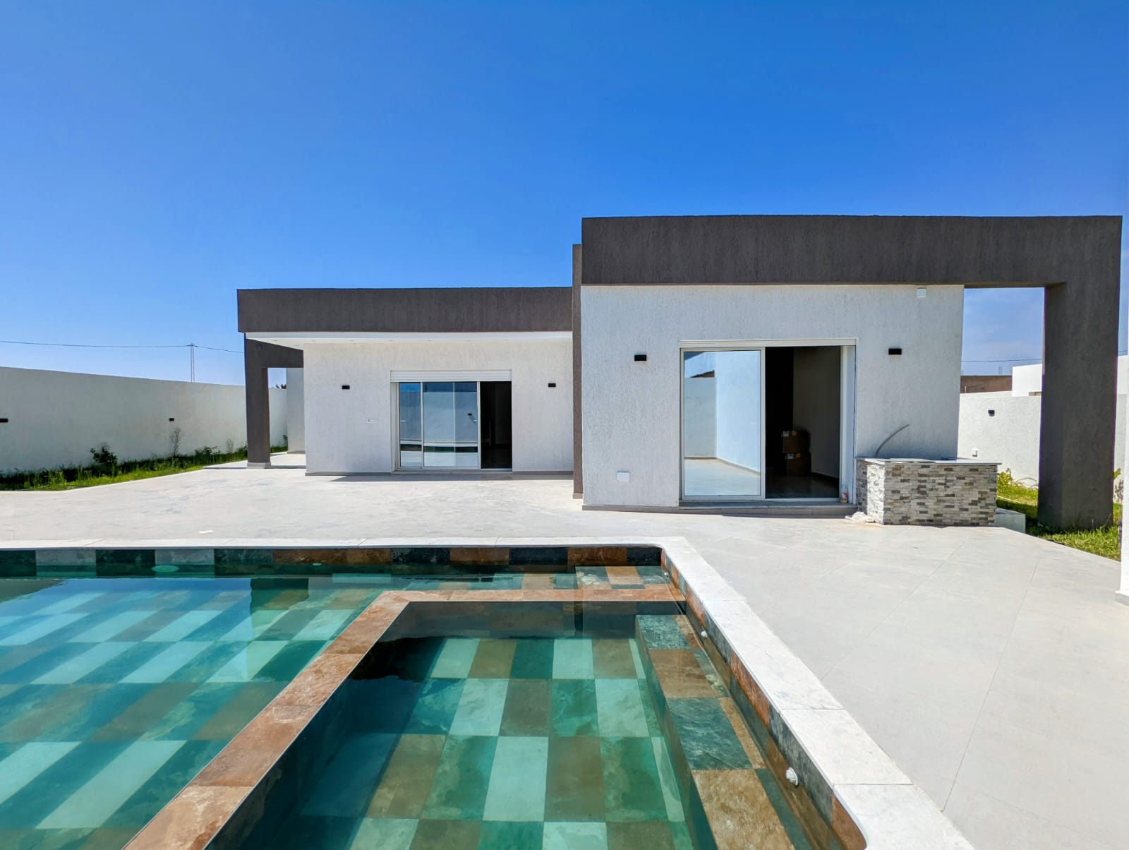 Villa LALELI