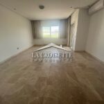 Appartement S+4 avec chambre de service aux lac 2