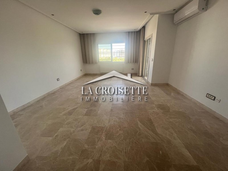 Appartement S+4 avec chambre de service aux lac 2