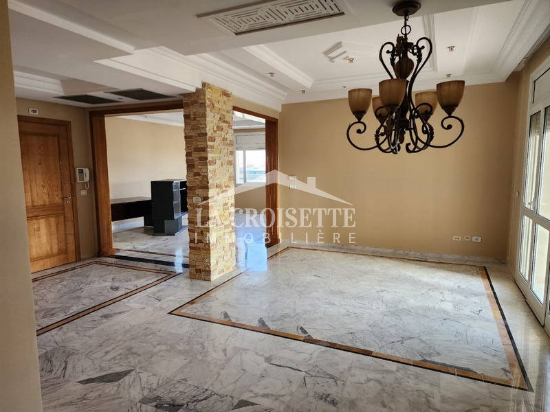 Appartement S+3 aux centre urbain nord