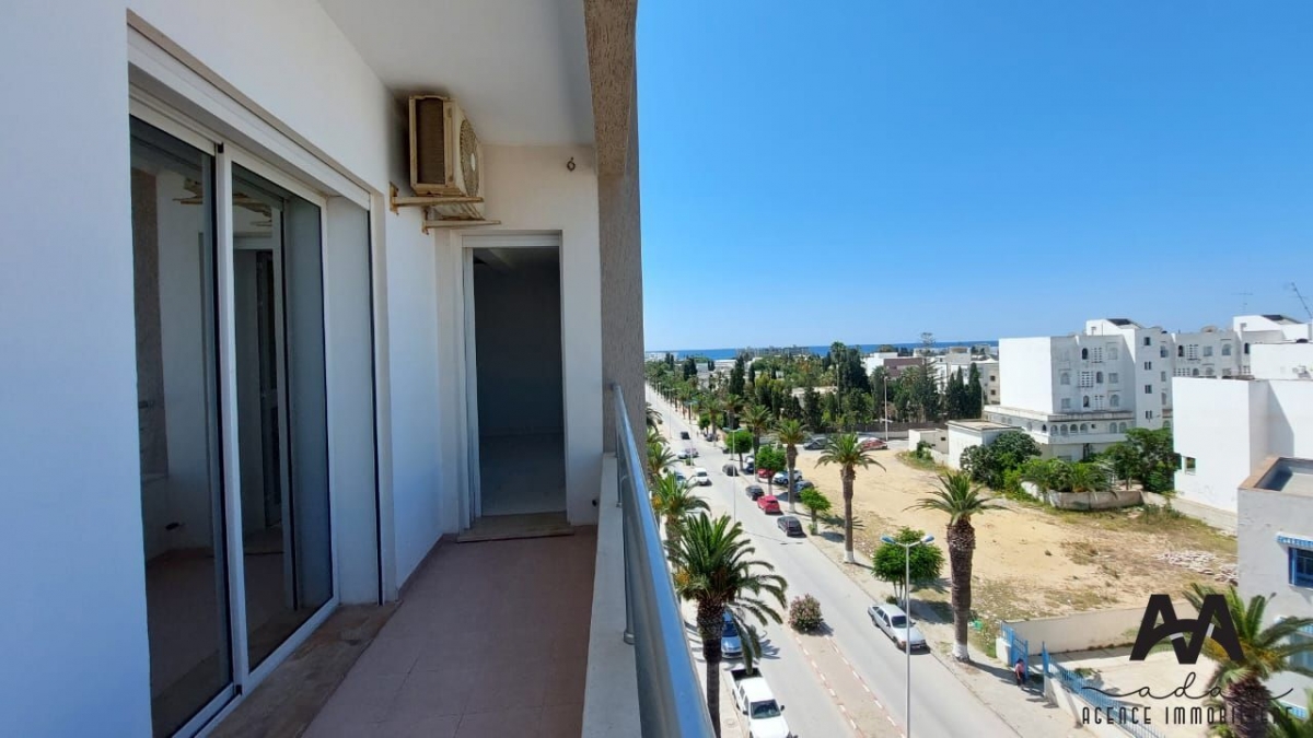Luxurious Sea-View Apartment in Nabeul: A Haven of Elegance