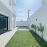 Photo-1 : Villa en Triplex S+4 avec jardin et piscine à Hammamet Nord