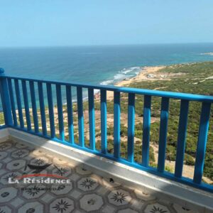 Maison sur deux niveaux situé à Corniche, Bizerte