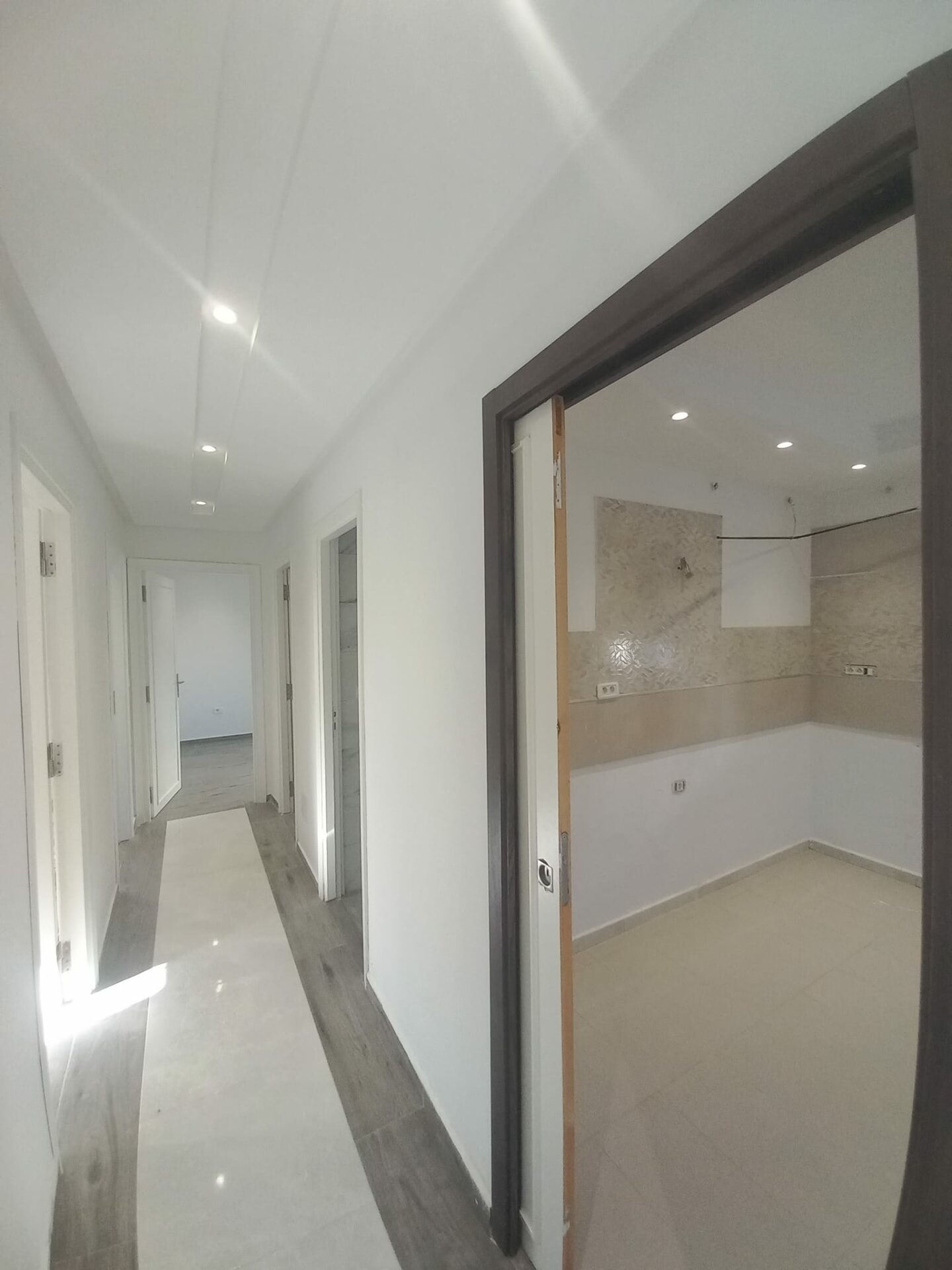 Luxurious Renovated Apartment S+3 in Médina Jadida 3