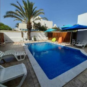 Deux Spacieuses villas meublée avec piscine privée à Midoun – Djerba