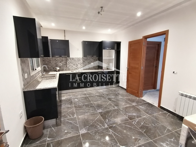 Triplex S+4 avec jardin à la Soukra