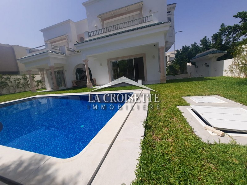Luxury Villa S3 with Pool in Gammarth: A Haven of Peace and Luxury for Rent