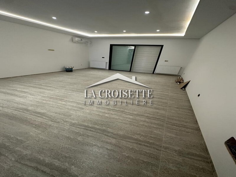 Luxury Villa S4 with Pool in La Soukra: A Haven of Luxury and Relaxation