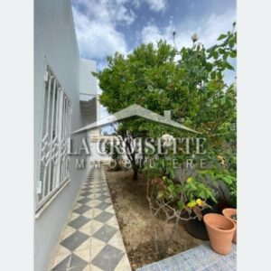 Villa S+3 avec Jardin à La Marsa MVL1369