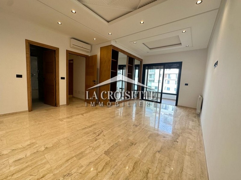 Appartement s+2 à Ain Zaghouan nord avec piscine commune